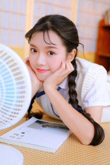 被C哭着爬走又被拉回来挺进H